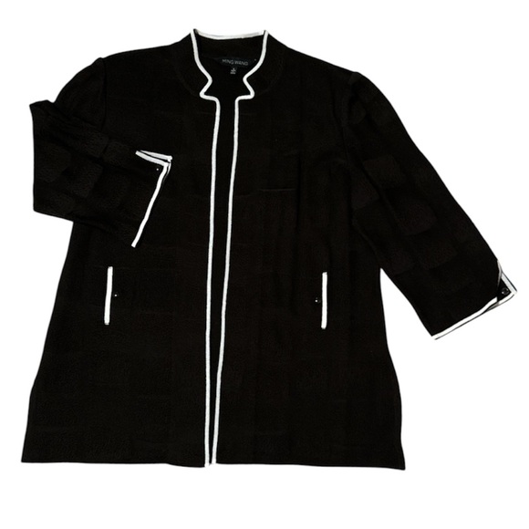 Ming Wang Jackets & Blazers - Ming Wang Jacket Black Woman’s Size L 🎄